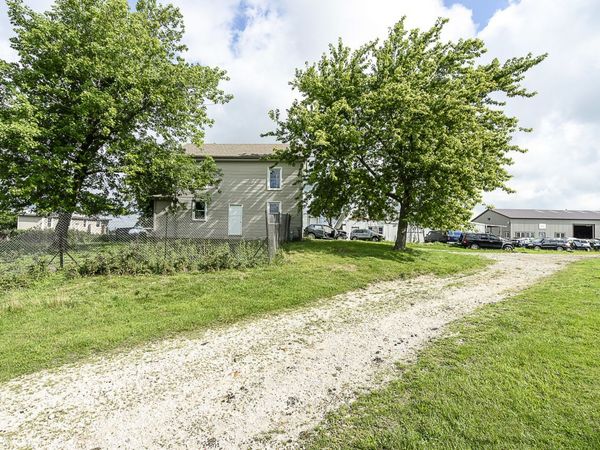 11475 E 3050 North Road , Blackstone, IL 61313