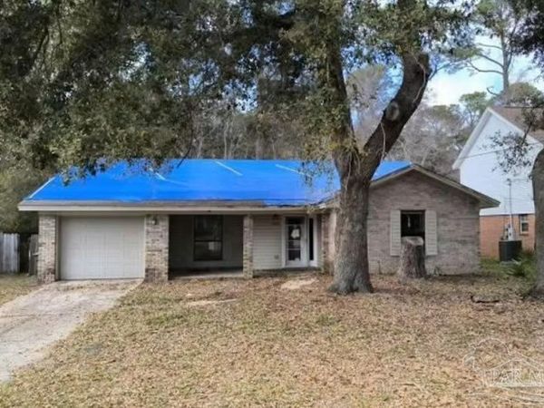 7692 Old Hickory Dr, Pensacola, FL 32507