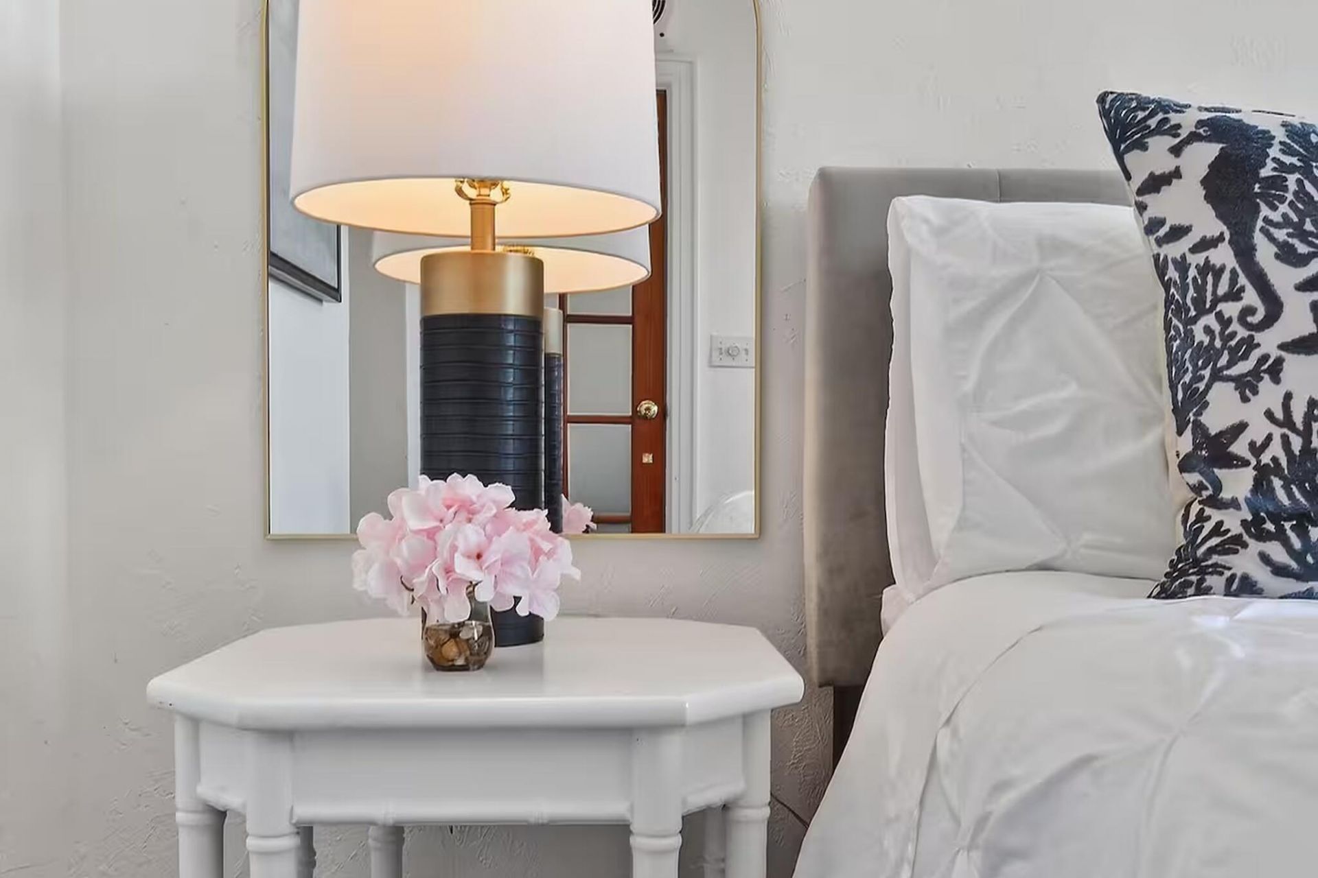 235 Sunrise, Unit 3244, Palm Beach, FL 33480 Photo