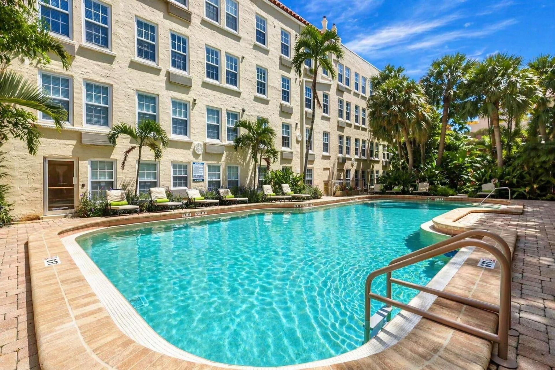235 Sunrise, Unit 3244, Palm Beach, FL 33480 Photo