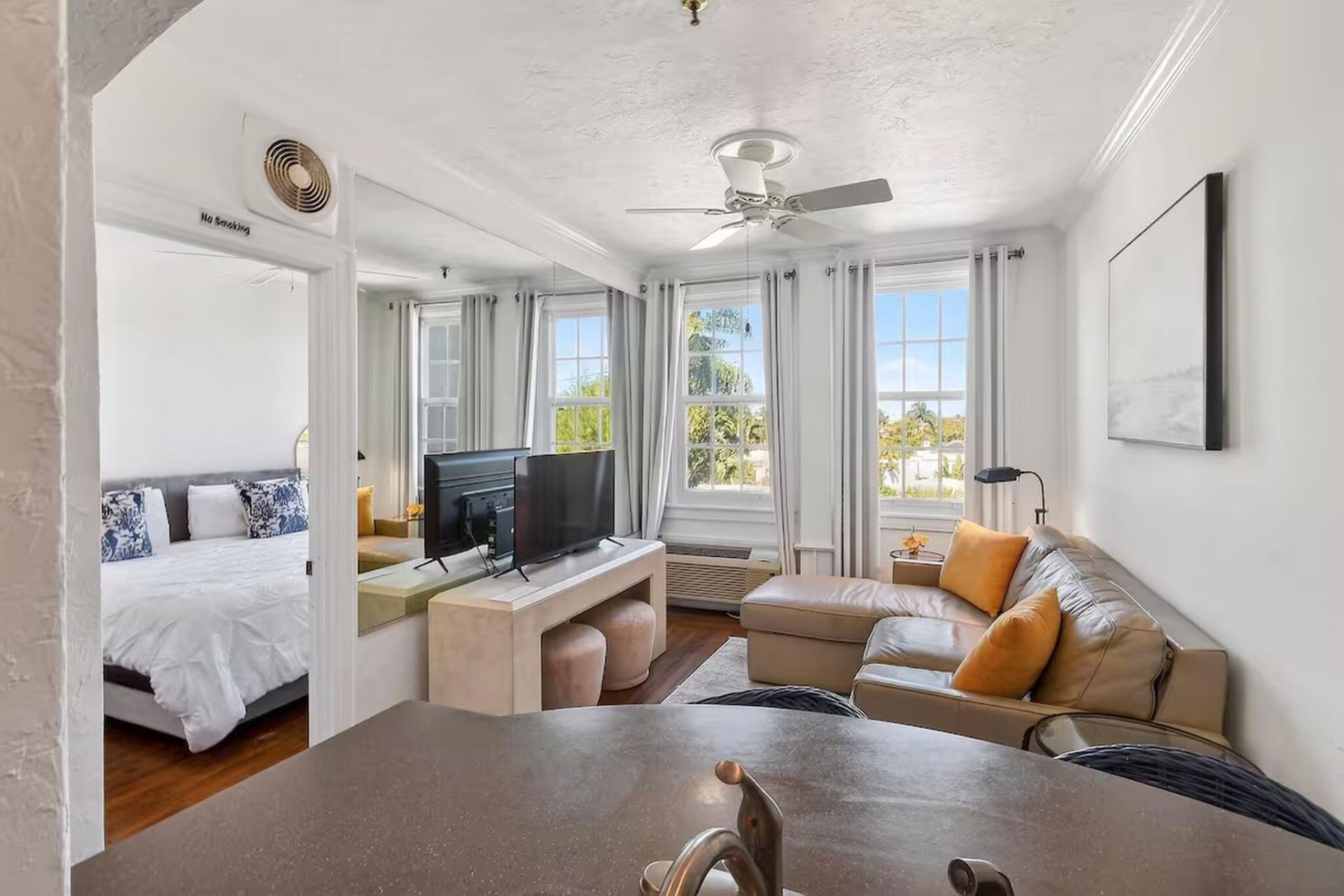 235 Sunrise, Unit 3244, Palm Beach, FL 33480 Photo