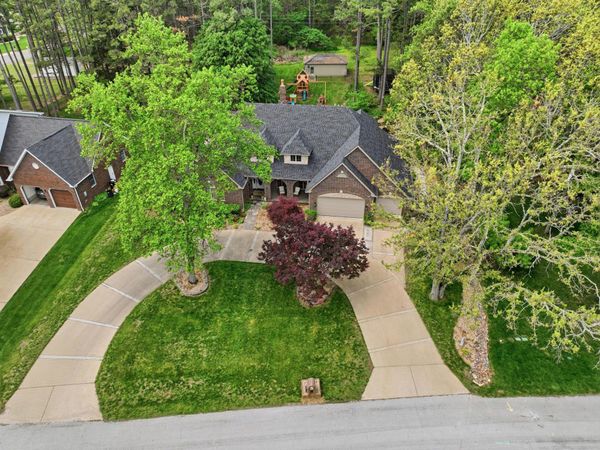 1207 Westwood Drive , West Plains, MO 65775