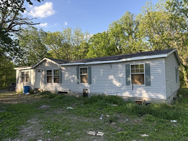 25374 State Highway 76 , Cassville, MO 65625