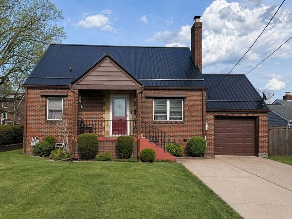 510 Haig St , Ellwood City, PA 16117