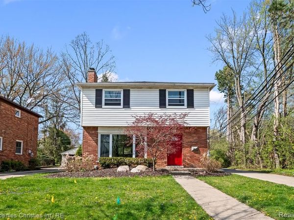 956 Northlawn Boulevard , Birmingham, MI 48009