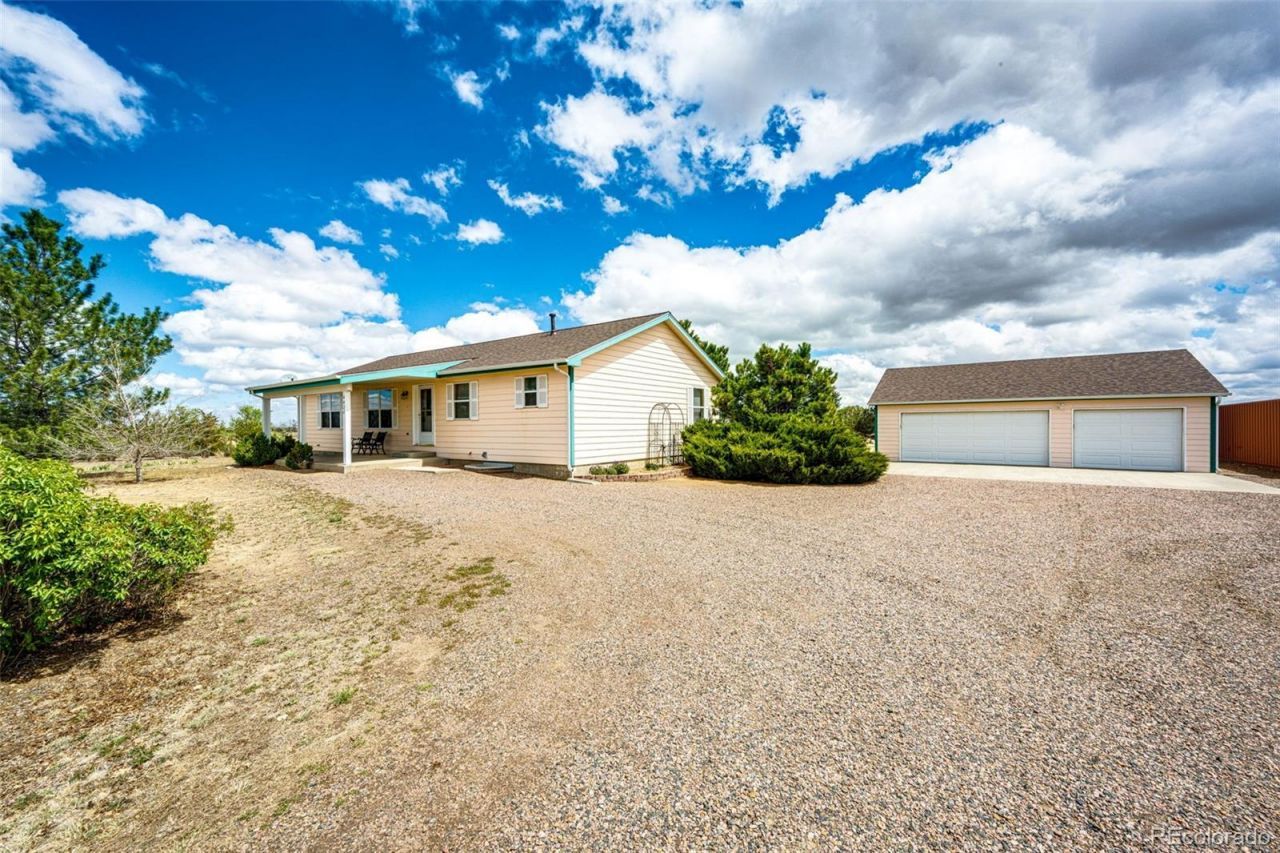 4420 Behrens Road, Byers, CO 80103 Main Photo