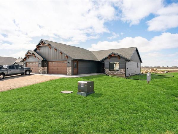 S4676 Erickson LANE, Viroqua, WI 54665