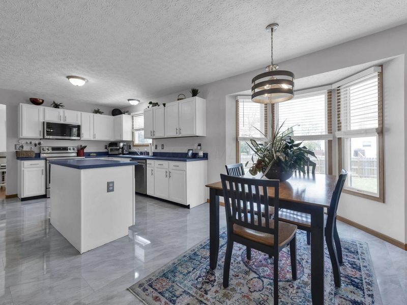 285 Rainswept Drive, Galloway, OH 43119 Photo 12