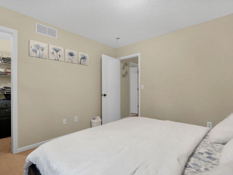 8300 Kennedy Road, Blacklick, OH 43004 Photo 28