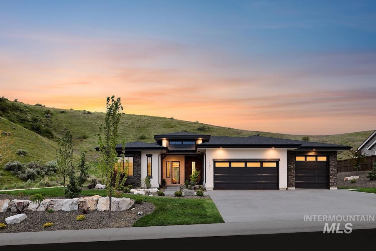 11071 N Elk Ridge Way, Boise, ID 83714 Main Photo