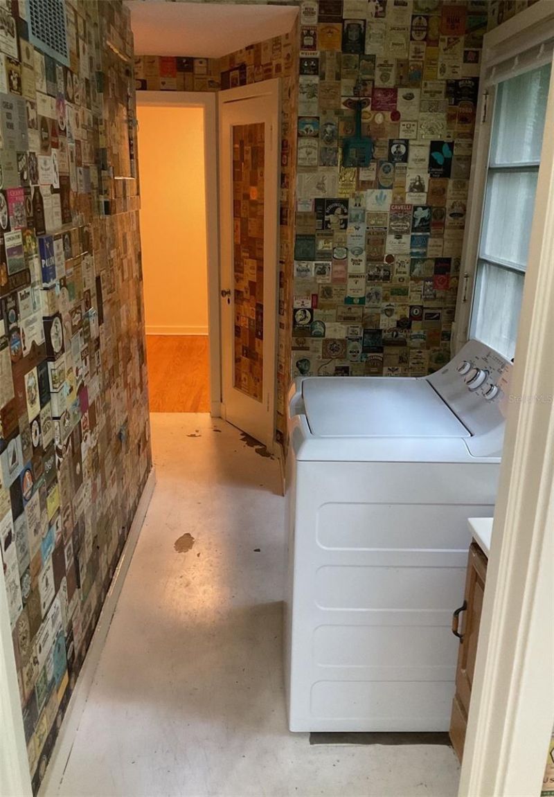 2721 SW 3rd Place , Gainesville, FL 32607 Photo