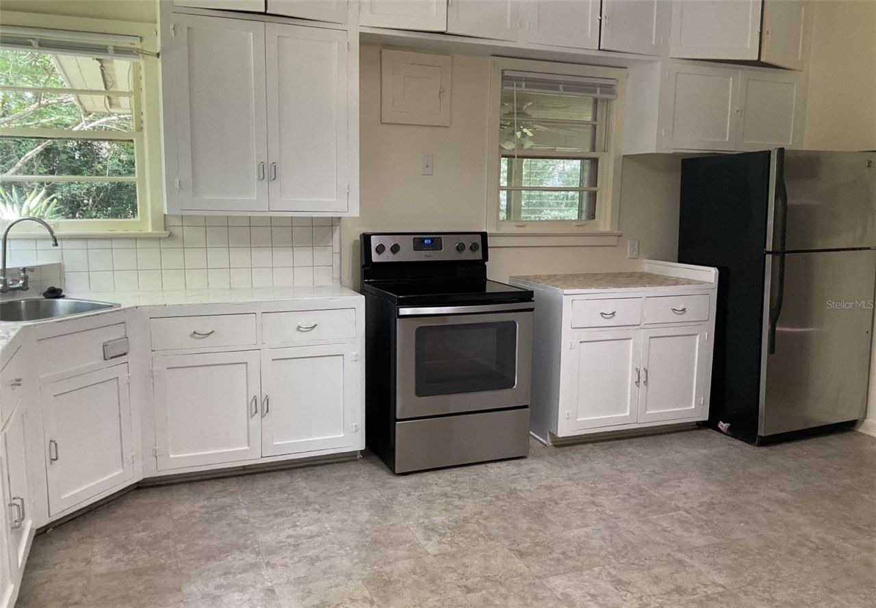 2721 SW 3rd Place , Gainesville, FL 32607 Photo