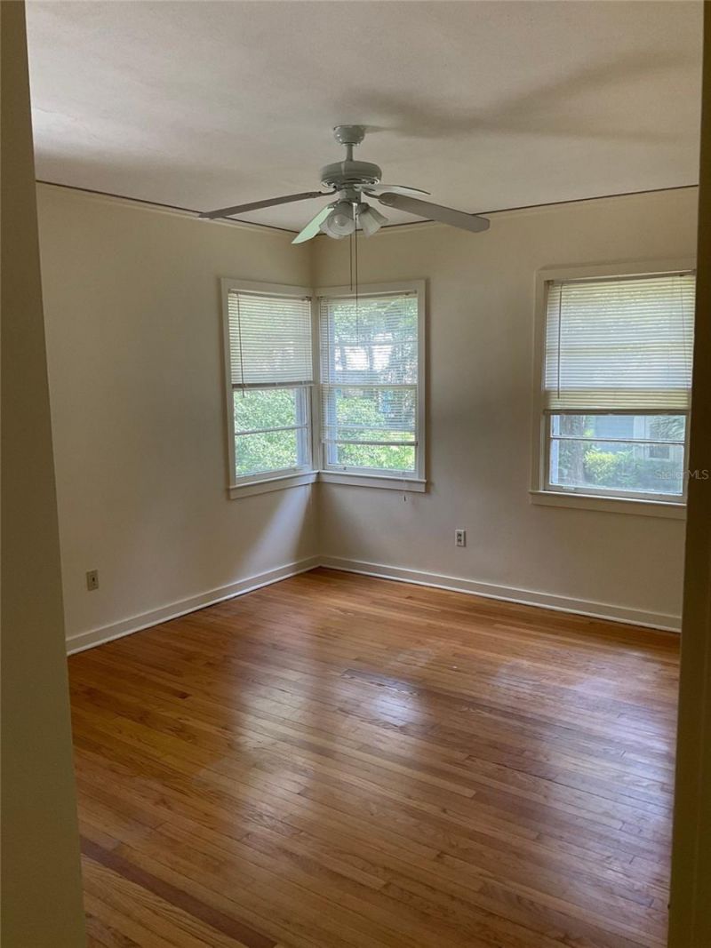 2721 SW 3rd Place , Gainesville, FL 32607 Photo