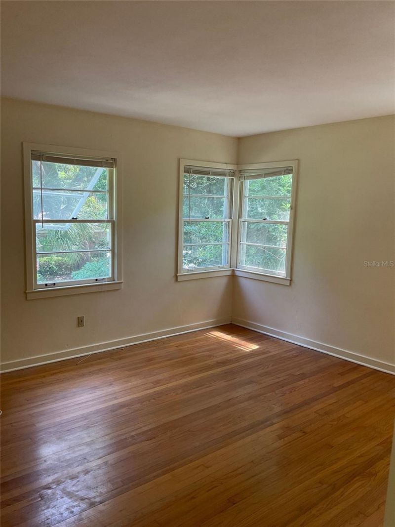 2721 SW 3rd Place , Gainesville, FL 32607 Photo