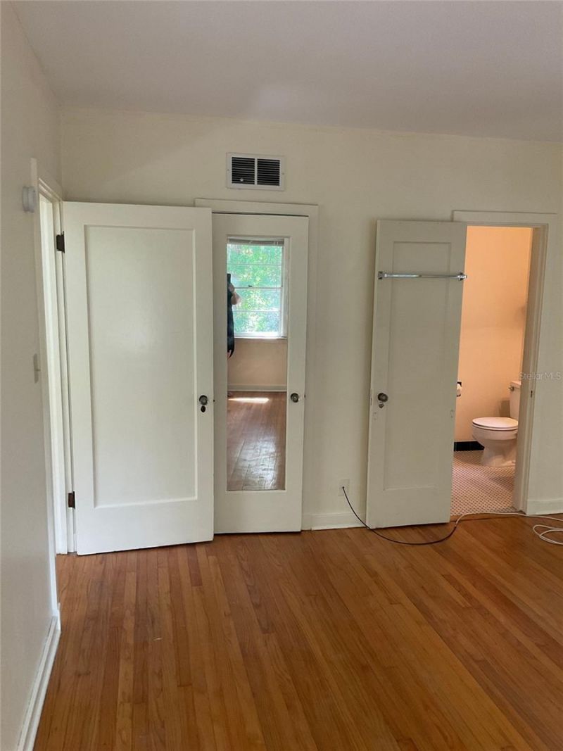 2721 SW 3rd Place , Gainesville, FL 32607 Photo