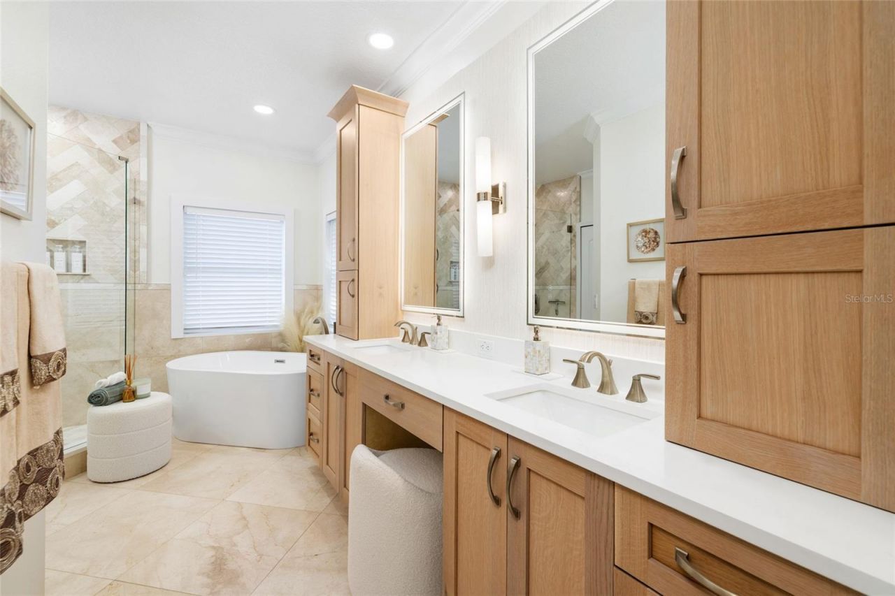9642 Gretna Green Drive, Tampa, FL 33626 Photo