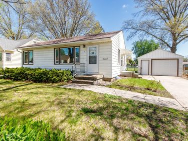 1610 Douglas Avenue, Ames, IA 50010