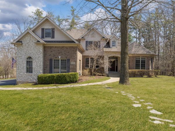 3506 Harvest Court , Island Lake, IL 60042