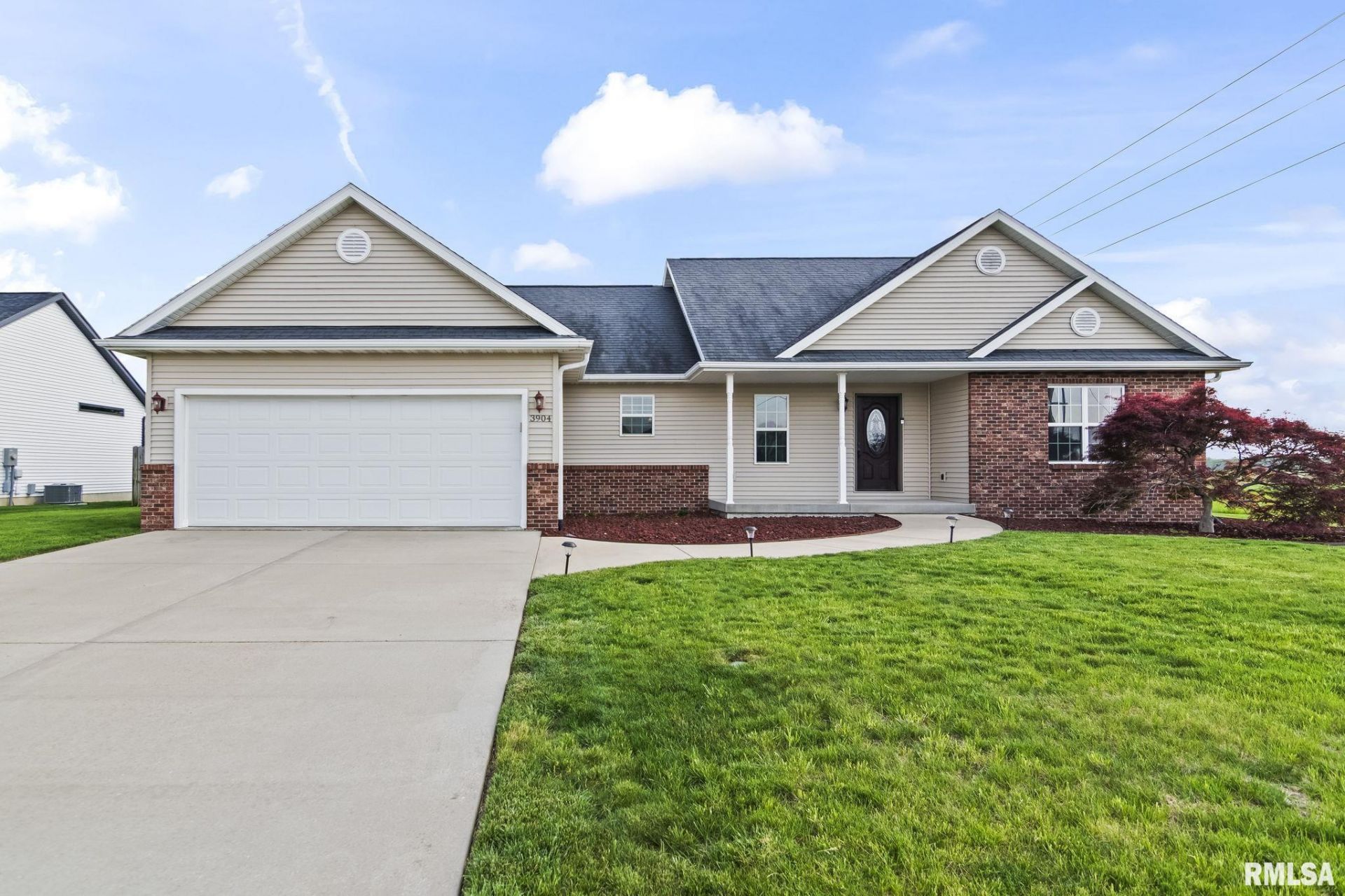 3904 Peach Tree Drive, Springfield, IL 62711 Main Photo