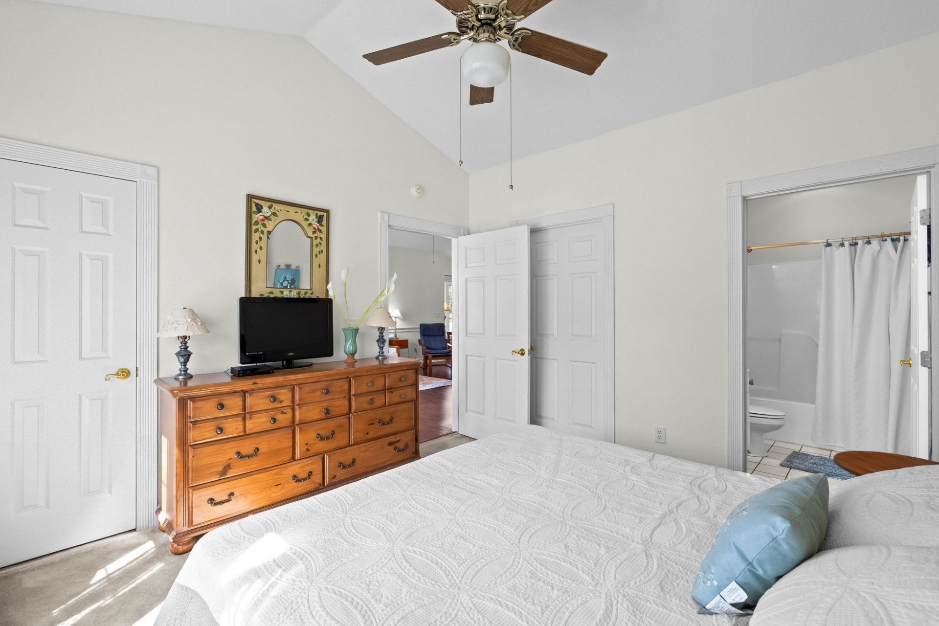 4870 Dahlia Ct. Photo 28
