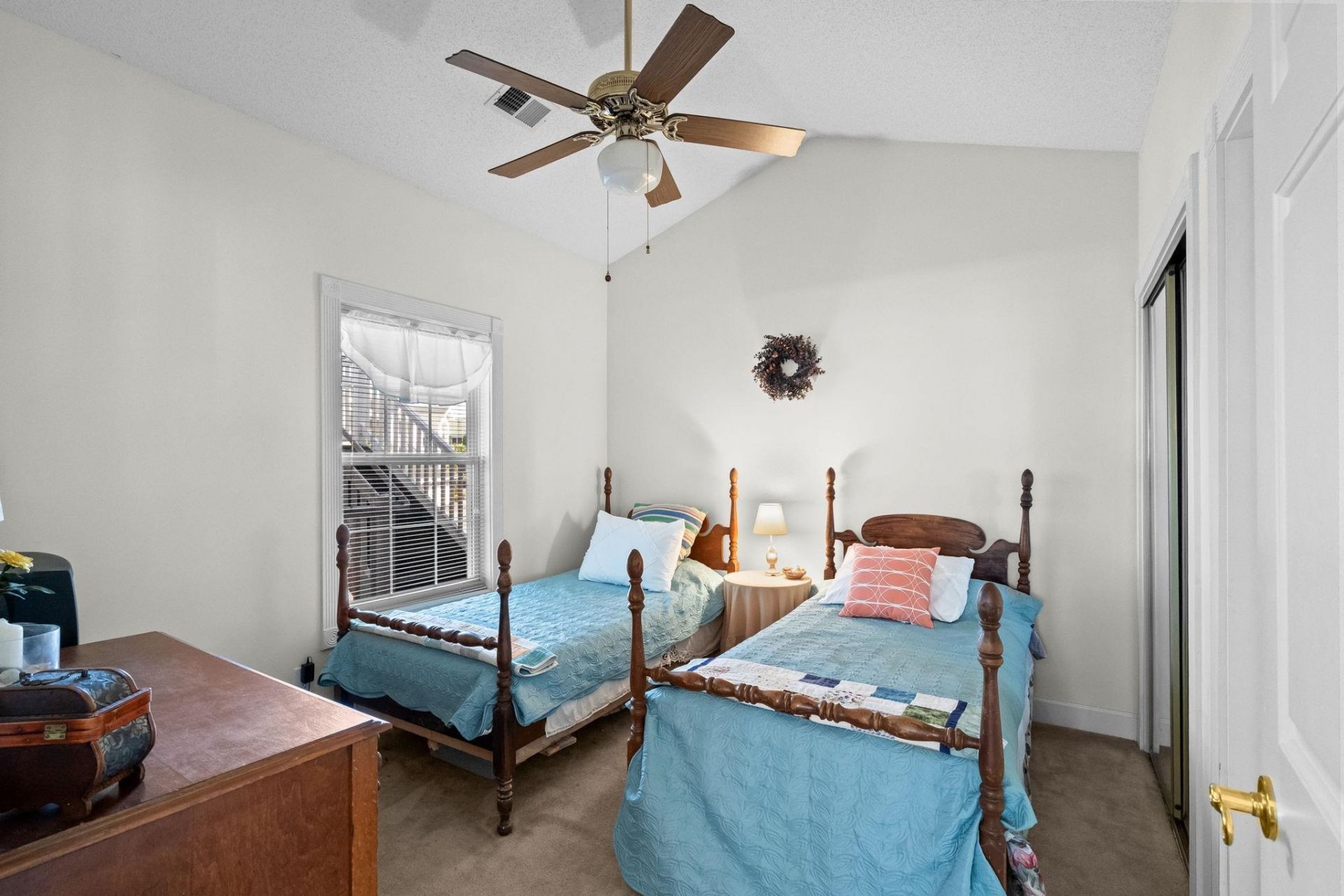 4870 Dahlia Ct. Photo 32