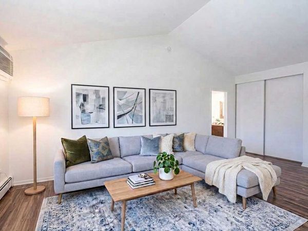 4548 Cedar Lake Road S, Unit 6, Saint Louis Park, MN 55416