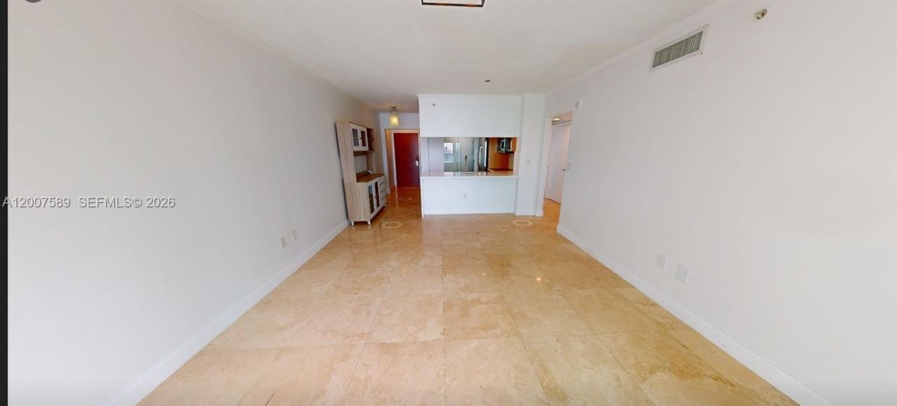 31 SE 5th St, Unit 3002, Miami, FL 33131 Photo