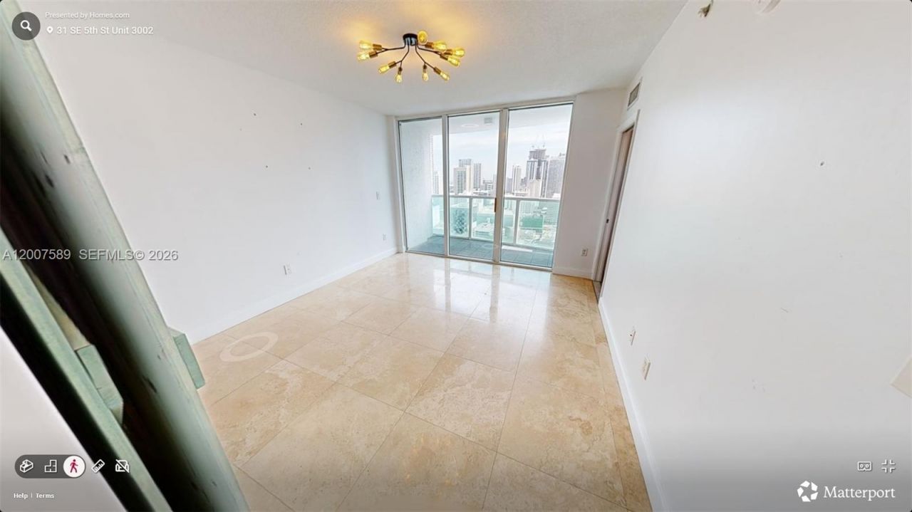 31 SE 5th St, Unit 3002, Miami, FL 33131 Photo