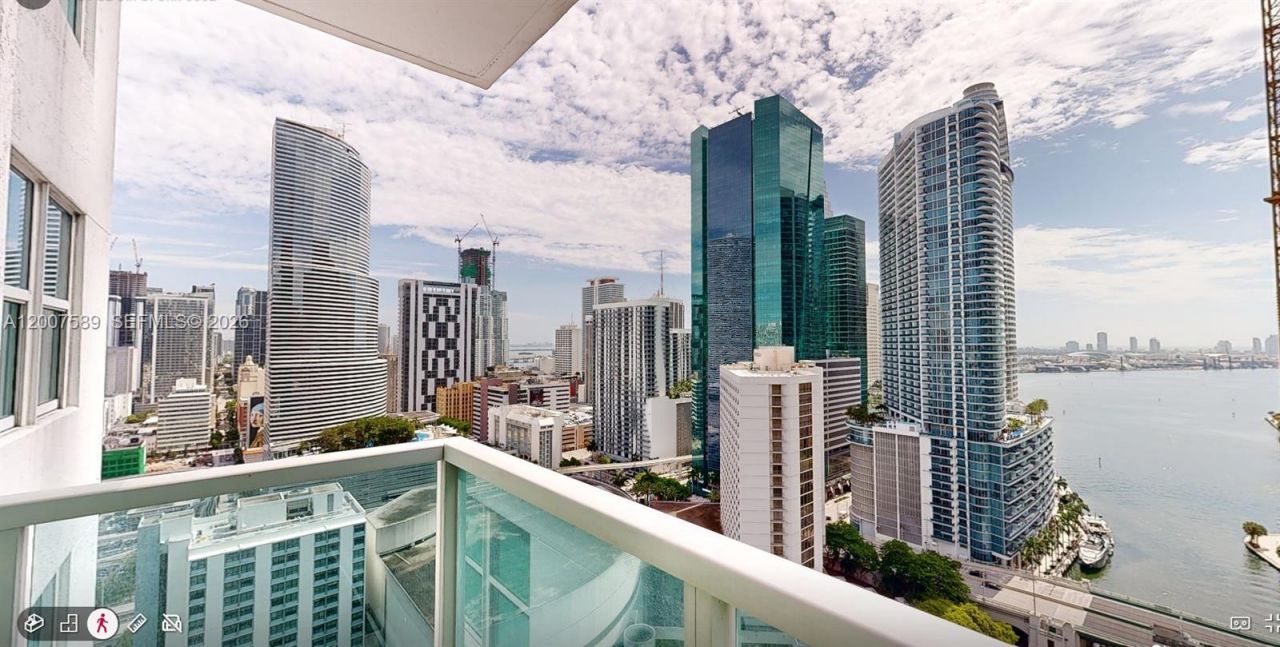 31 SE 5th St, Unit 3002, Miami, FL 33131 Photo