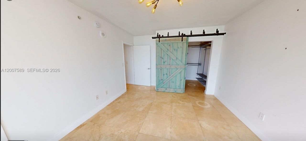 31 SE 5th St, Unit 3002, Miami, FL 33131 Photo