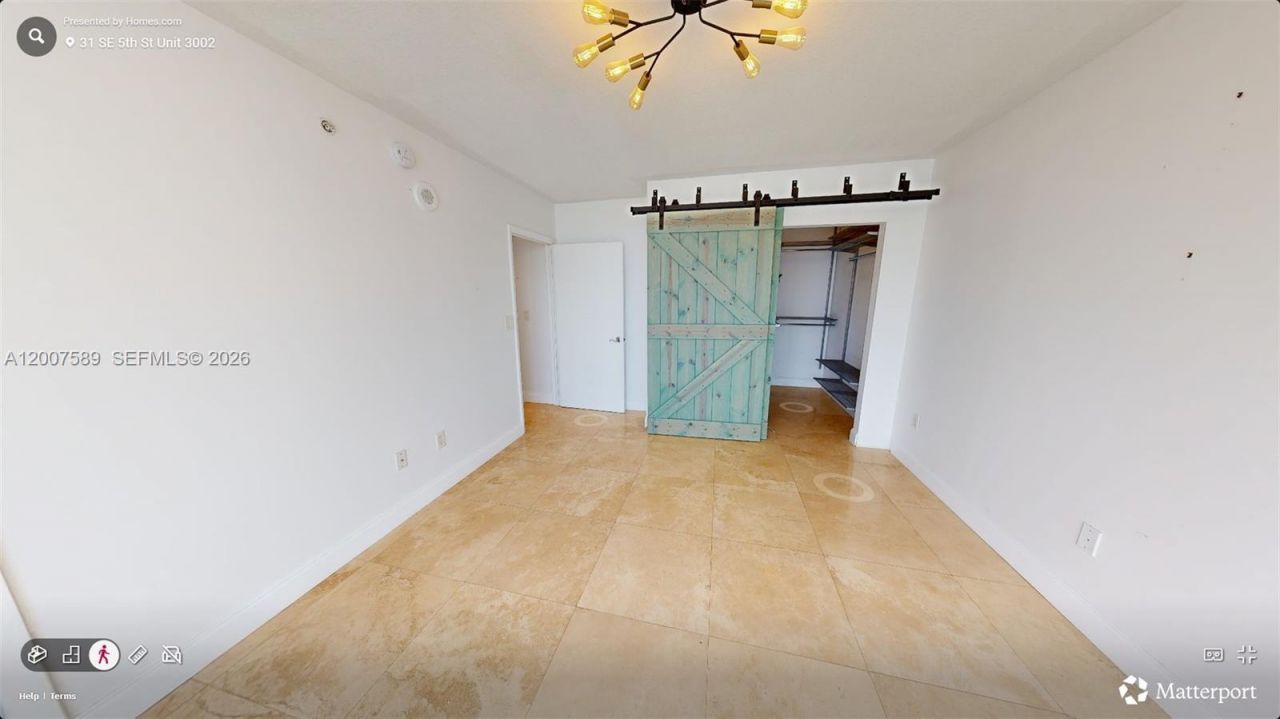 31 SE 5th St, Unit 3002, Miami, FL 33131 Photo