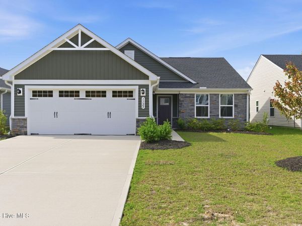 1123 Middle Crest Drive NE, Bolivia, NC 28422