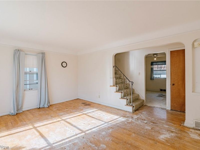 1004 Woodview Road, Cleveland Heights, OH 44121 Photo 5