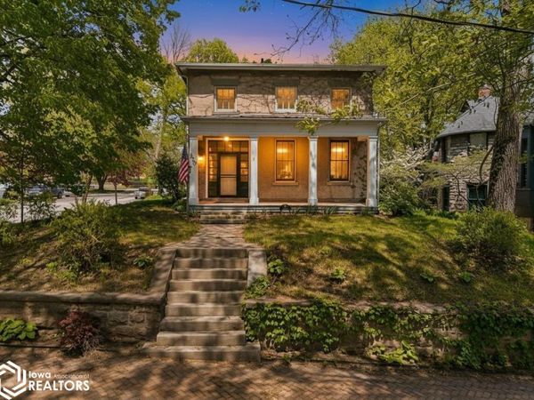 520 Columbia Street, Burlington, IA 52601