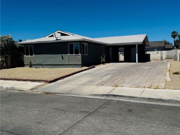 5246 Walnut Avenue , Las Vegas, NV 89110