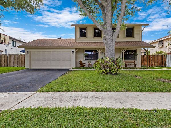 4735 NW 113th Terrace, Sunrise, FL 33323