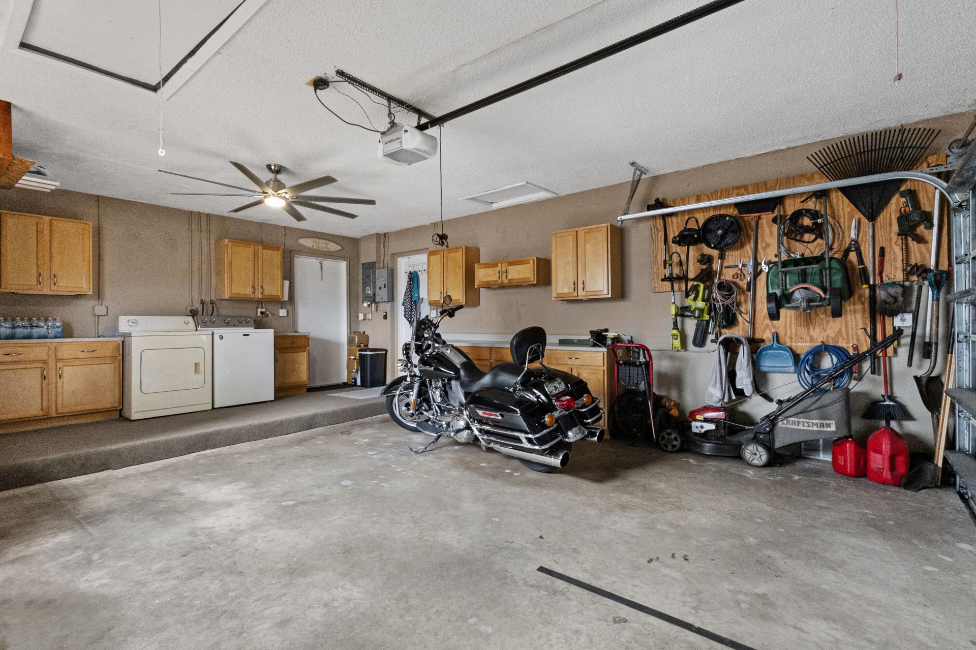 4735 NW 113th Terrace, Sunrise, FL 33323 Photo