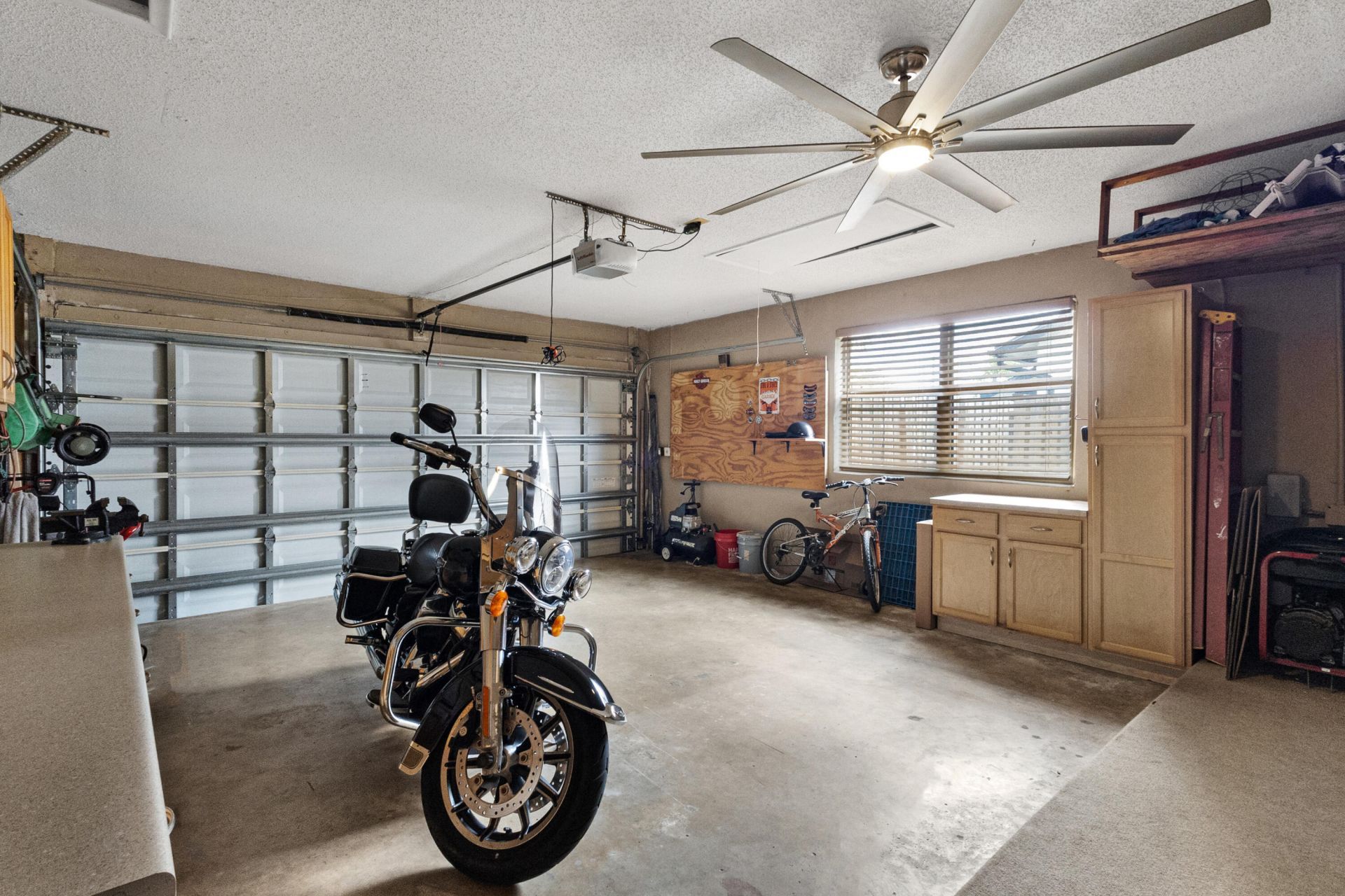 4735 NW 113th Terrace, Sunrise, FL 33323 Photo