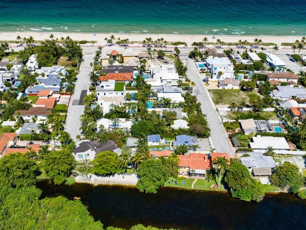 3305 NE 16th Court, Fort Lauderdale, FL 33305