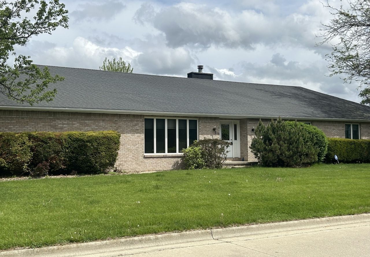 302 Kelly Drive , Normal, IL 61761