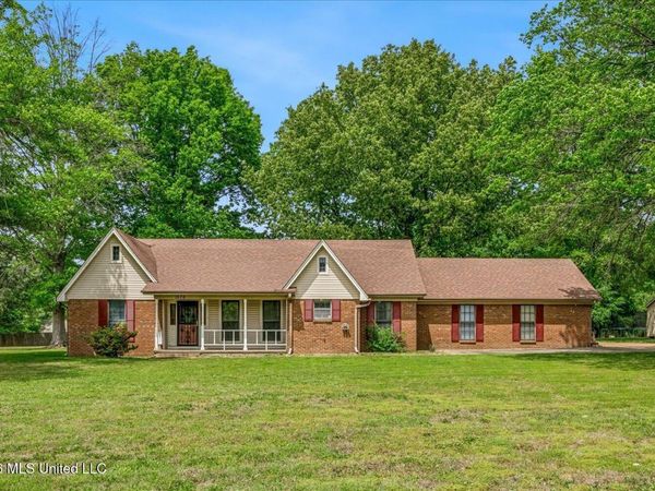 1570 Yorkhaven Drive, Horn Lake, MS 38637