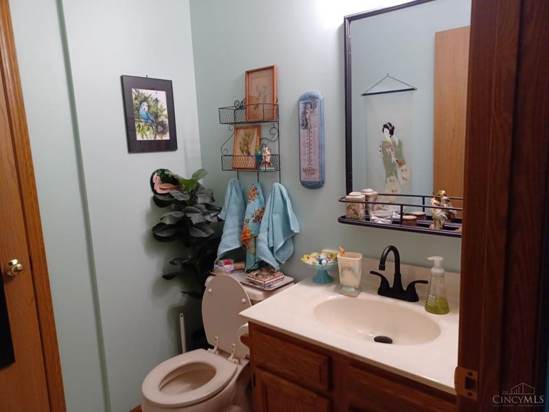 1/2 Springlake Avenue, Hillsboro, OH 45133 Photo 14