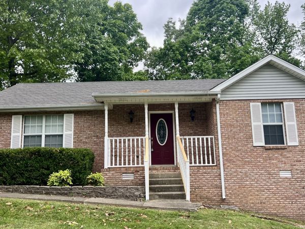 208 Luther Ct , Dickson, TN 37055