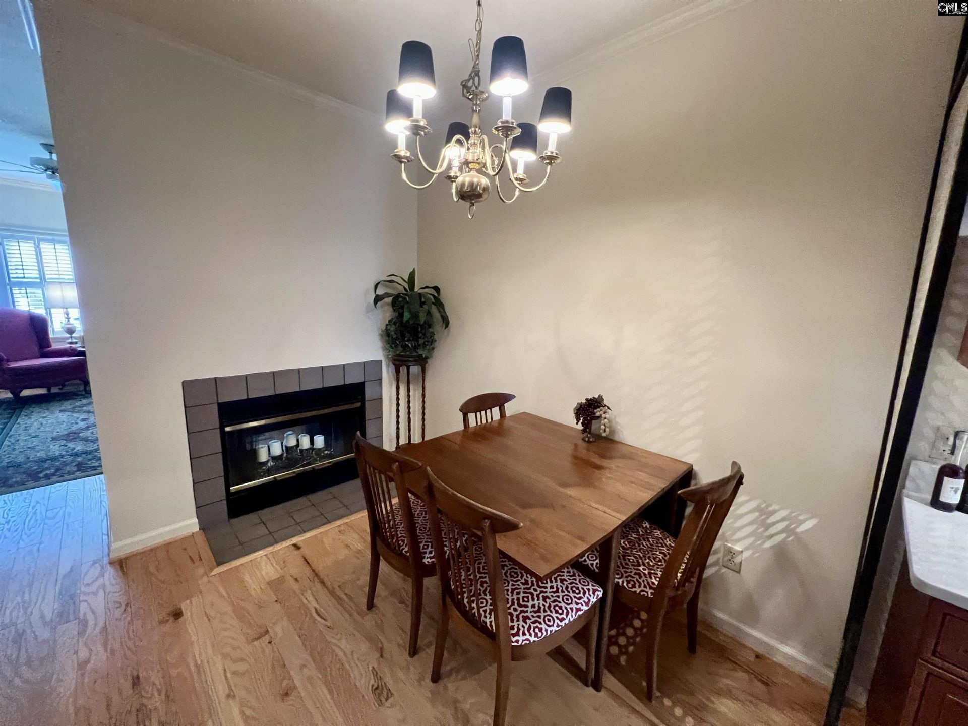188 Carlyle Circle Photo 5