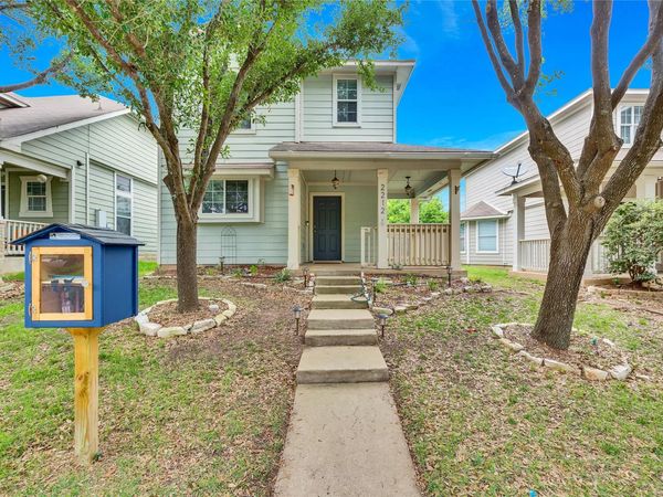 2212 Melissa Oaks LN, Austin, TX 78744