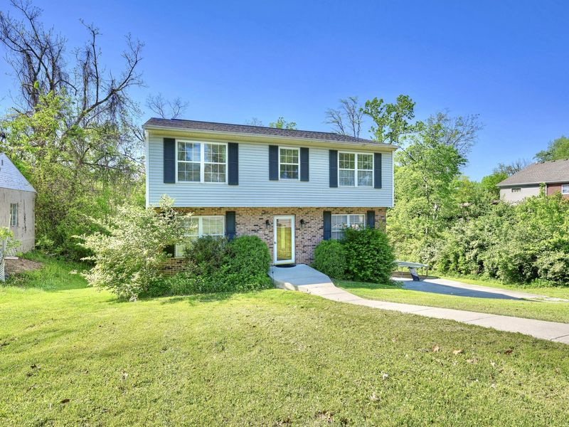 736 Oakland Drive, Taylor Mill, KY 41015 Photo 2