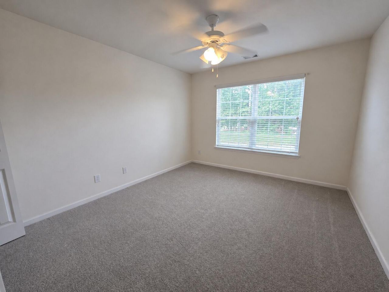 9088 Maple Grove Drive Photo 12
