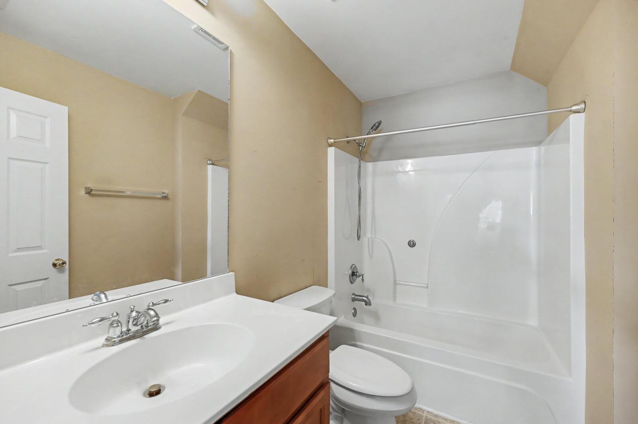 9088 Maple Grove Drive Photo 9