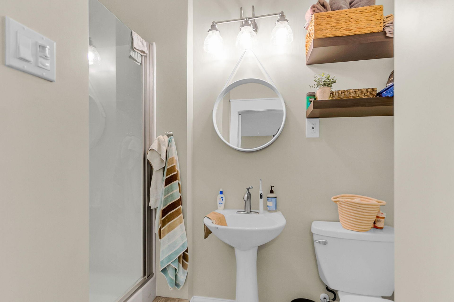 1966 Essex Farms Drive Photo 66