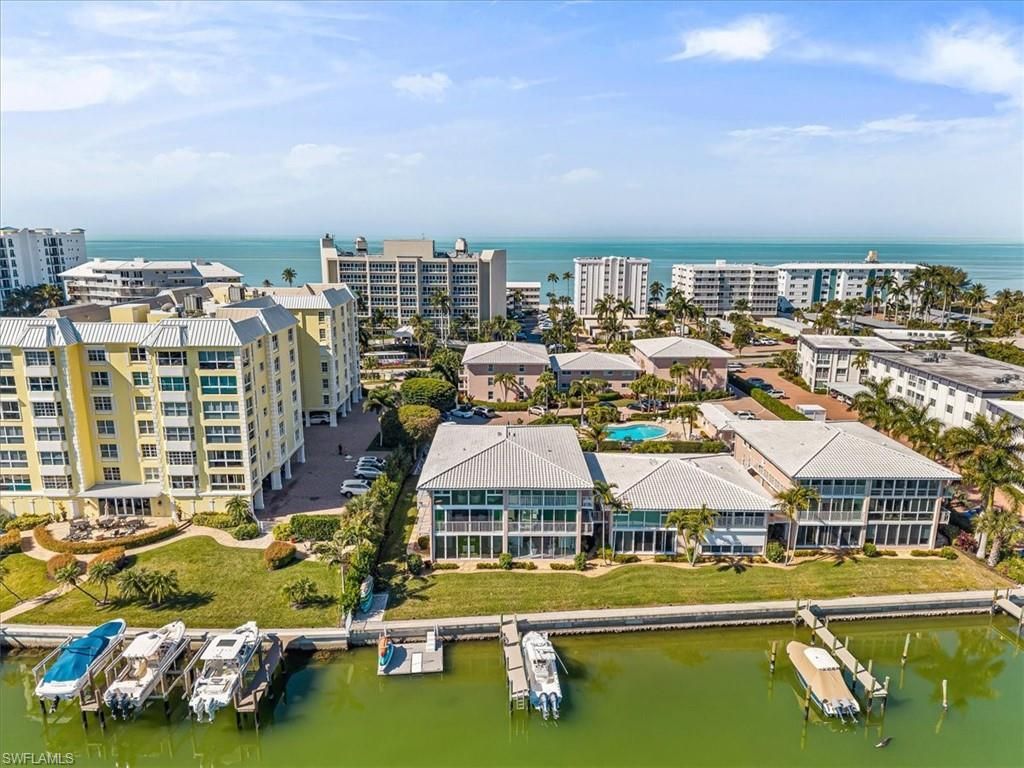 1910 Gulf Shore Blvd N, Unit 107, Naples, FL 34102 Photo